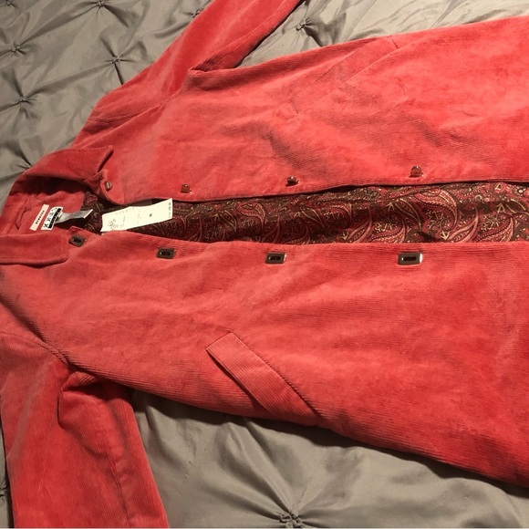 Jacket - Picture 2 of 5